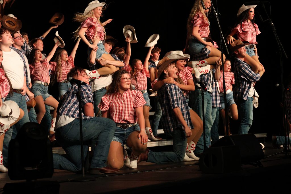 Swingsations from Mt. Zion High School performing on stage